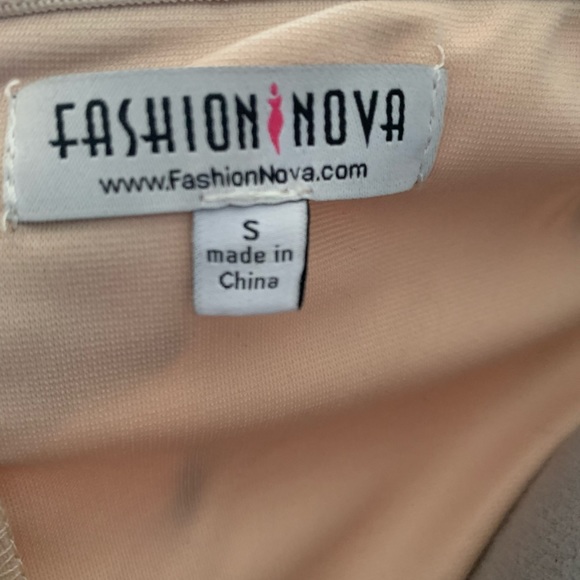 Dress - Picture 6 of 6